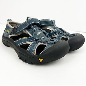 Keen Childrens Blue Hiking Sandals Size 13